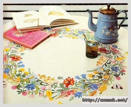 Download embroidery patterns by cross-stitch  - Скатерть «летние цветы»
